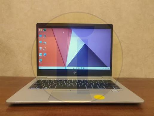 HP 830 G5 Business Laptop